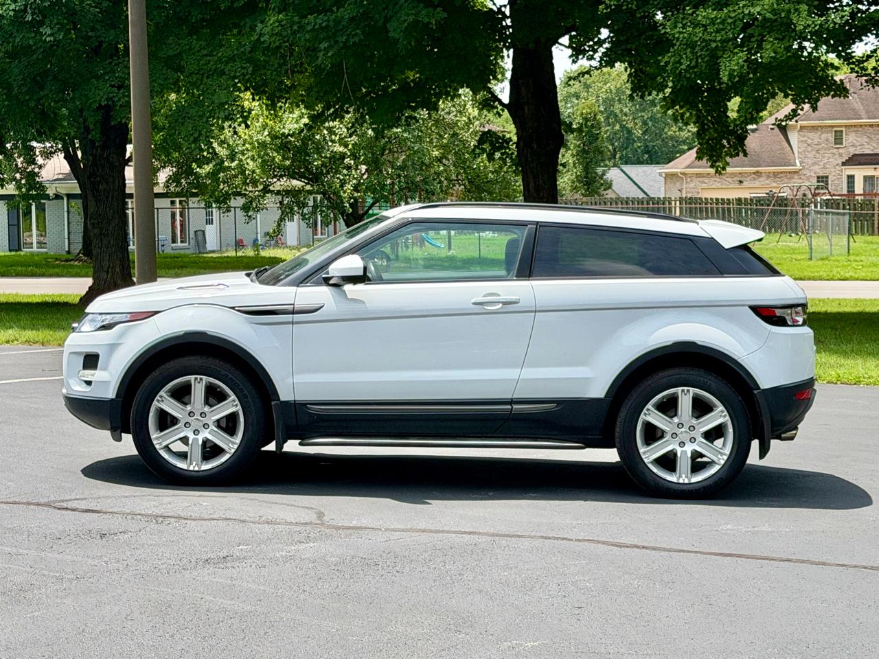 Land Rover Range Rover Evoque 2dr Cpe Pure Premium 2014