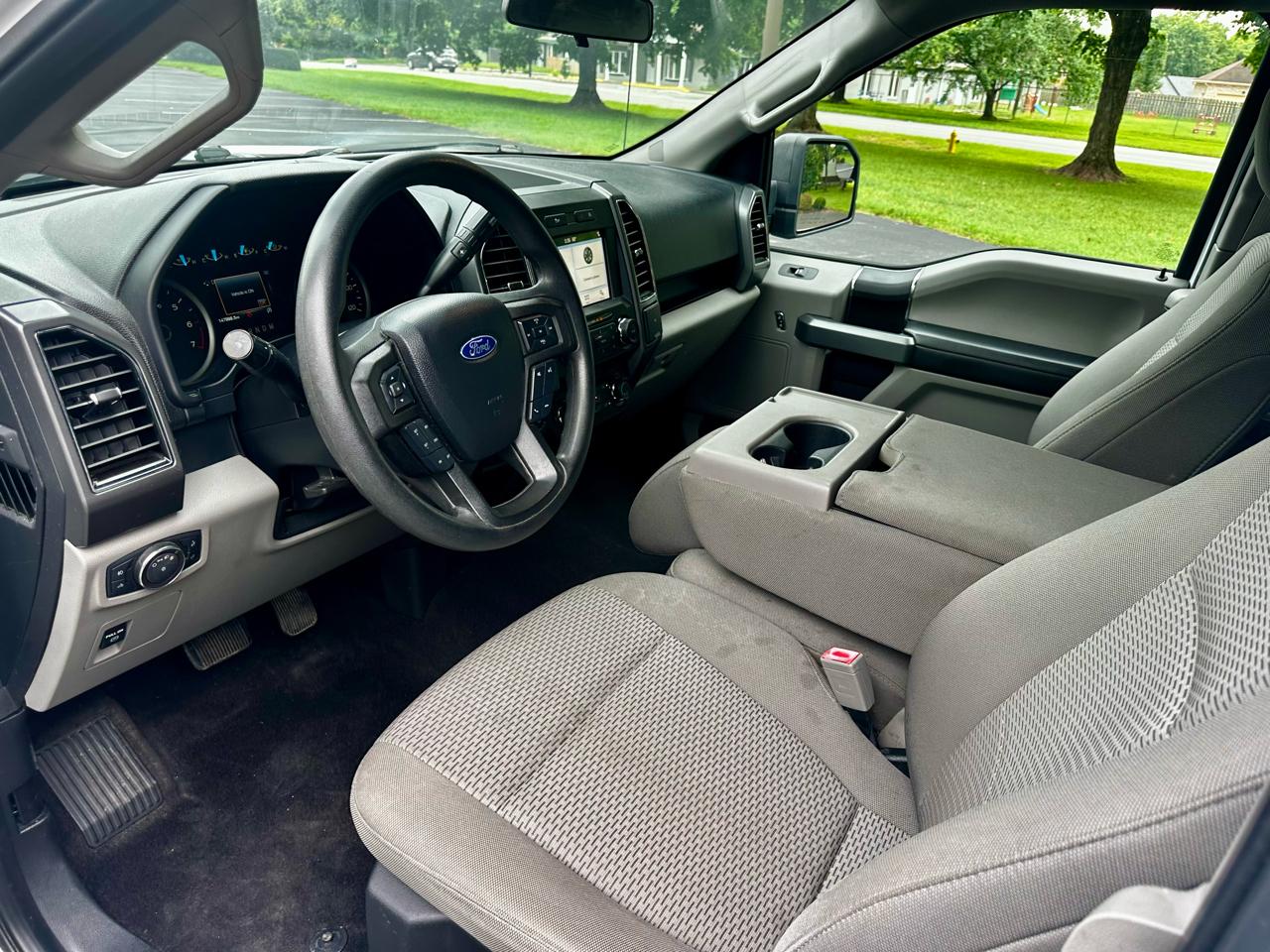 Ford F-150 2WD SuperCab 145" XLT 2019