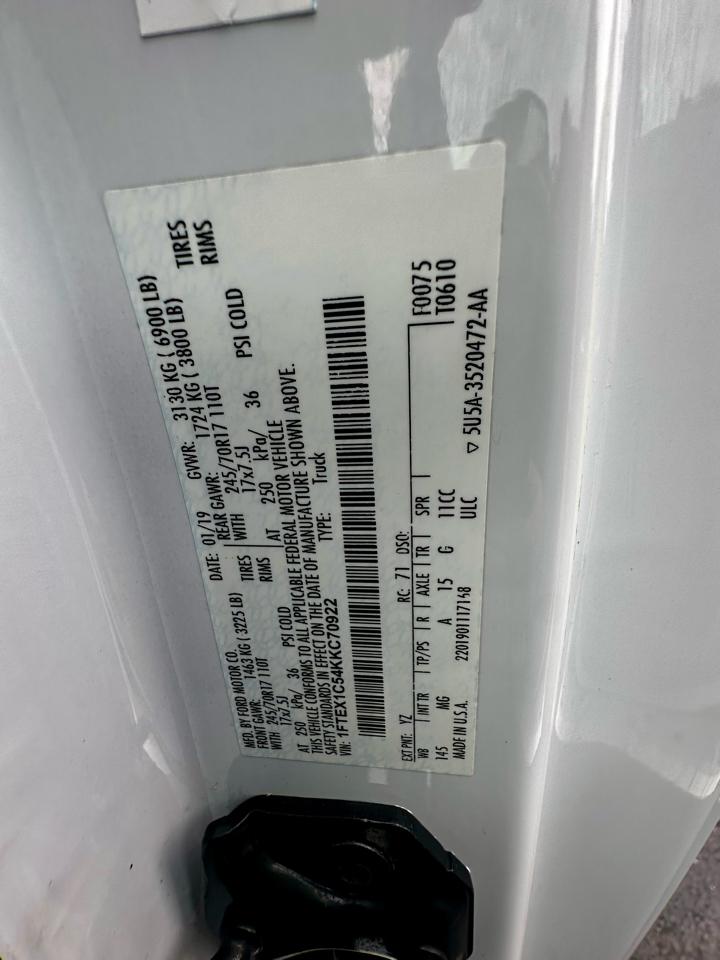 Ford F-150 2WD SuperCab 145" XLT 2019