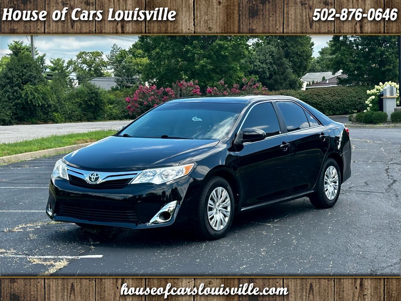 Toyota Camry 4dr Sdn I4 Auto XLE (Natl) 2013