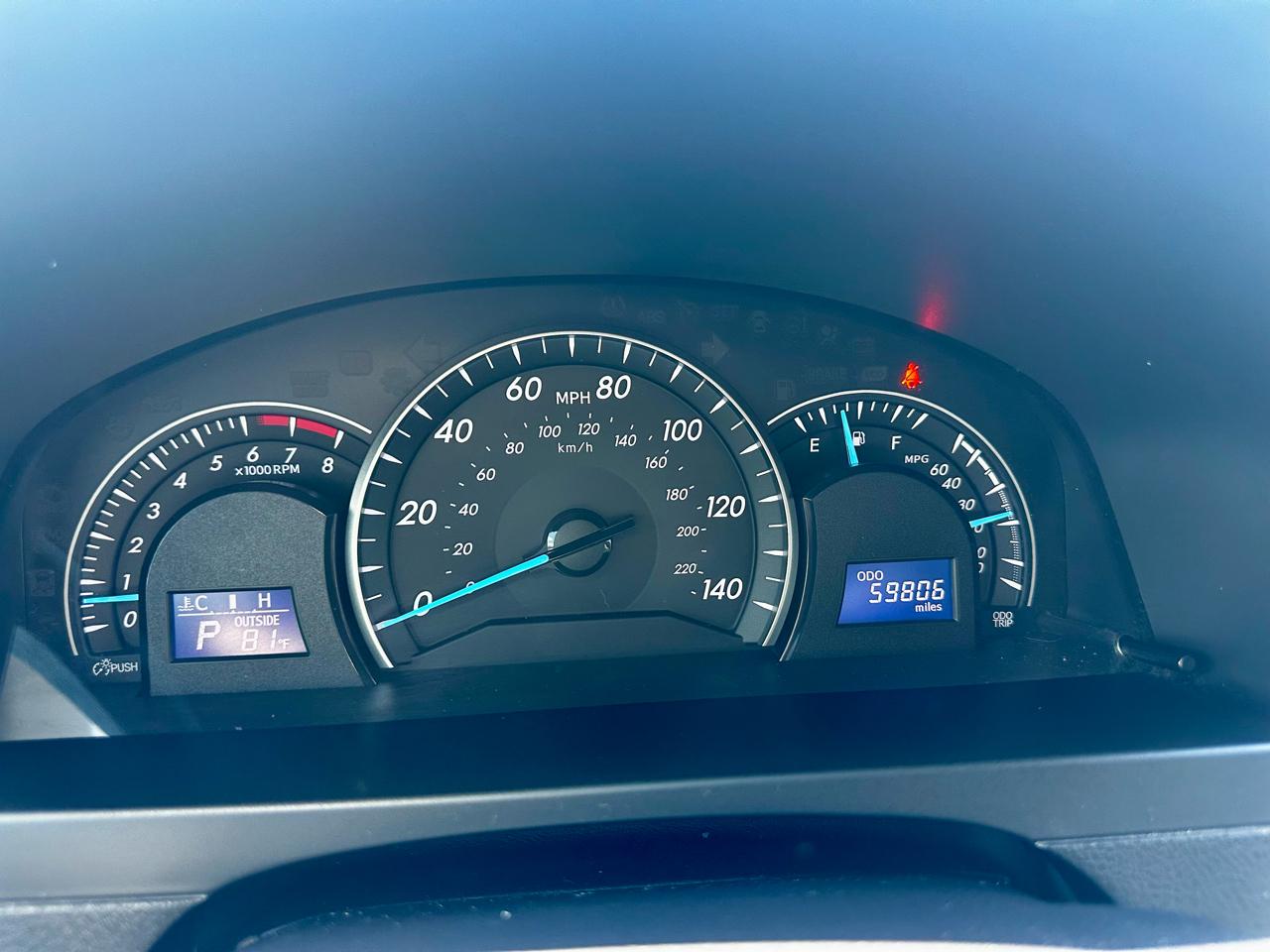 Toyota Camry 4dr Sdn I4 Auto XLE (Natl) 2013