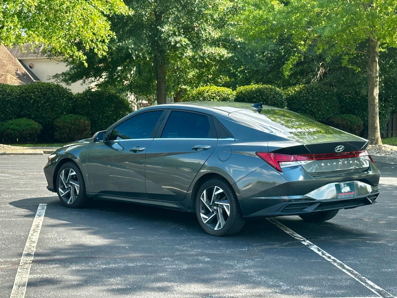 Hyundai Elantra Limited IVT 2024
