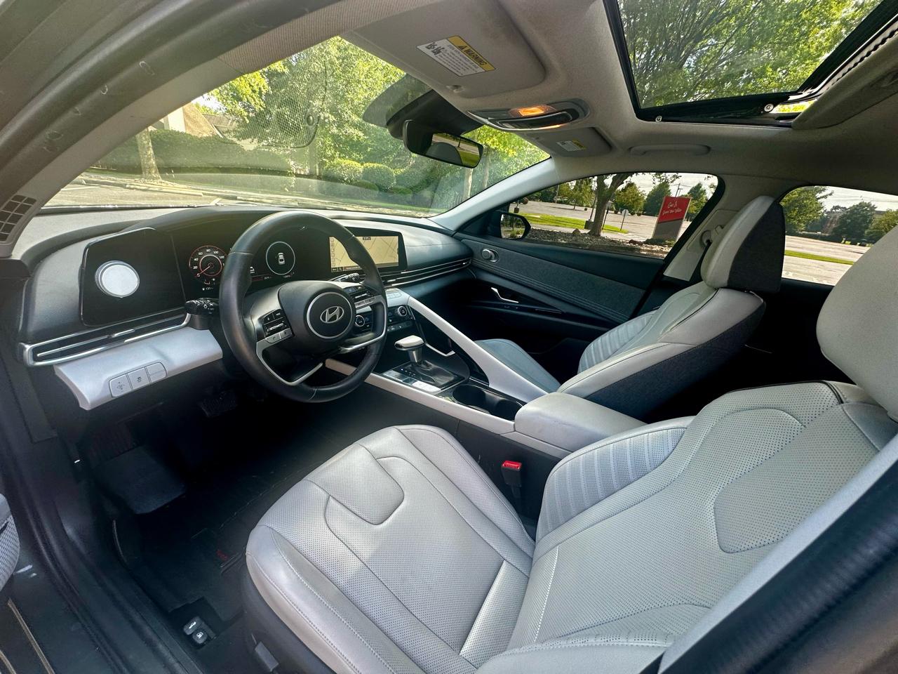 Hyundai Elantra Limited IVT 2024