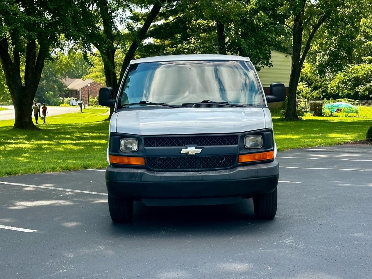 Chevrolet Express Cargo Van RWD 2500 135" 2015