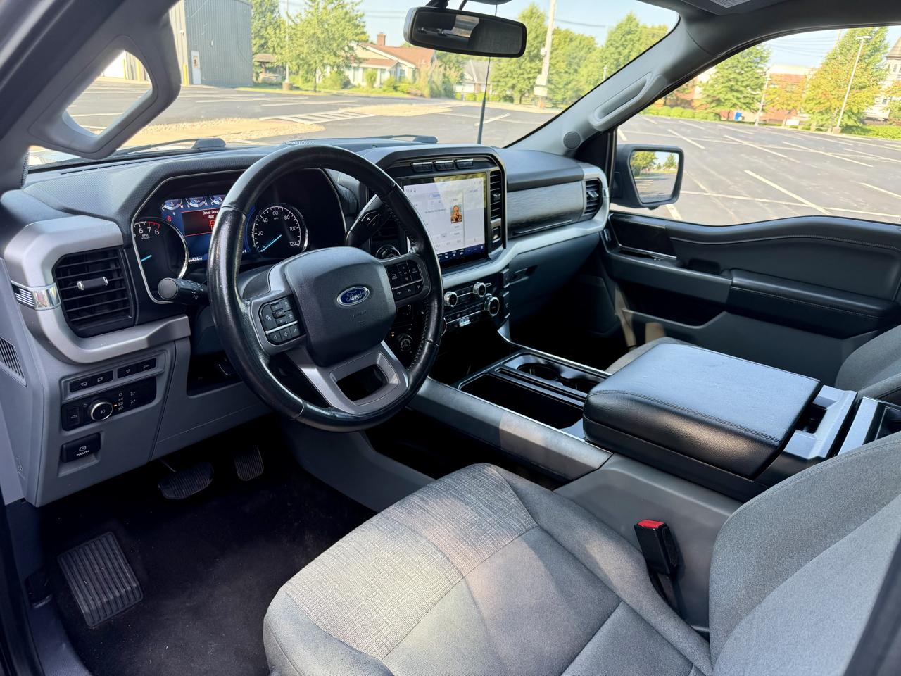 Ford F-150 4WD SuperCrew 150" XLT 2022