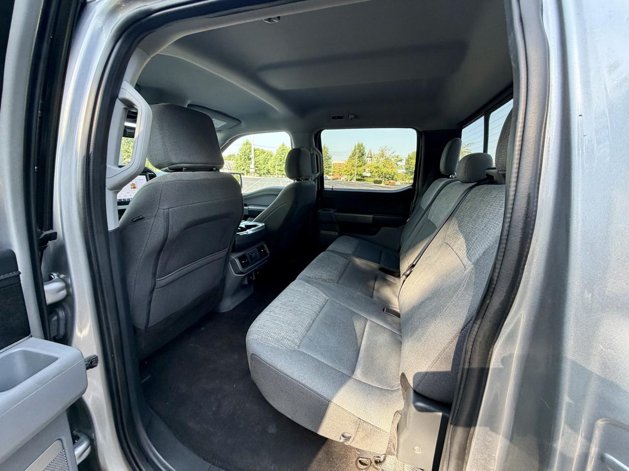 Ford F-150 4WD SuperCrew 150" XLT 2022