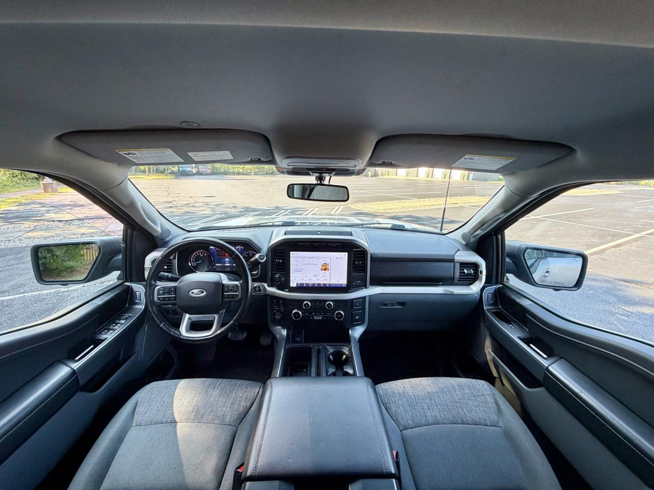 Ford F-150 4WD SuperCrew 150" XLT 2022