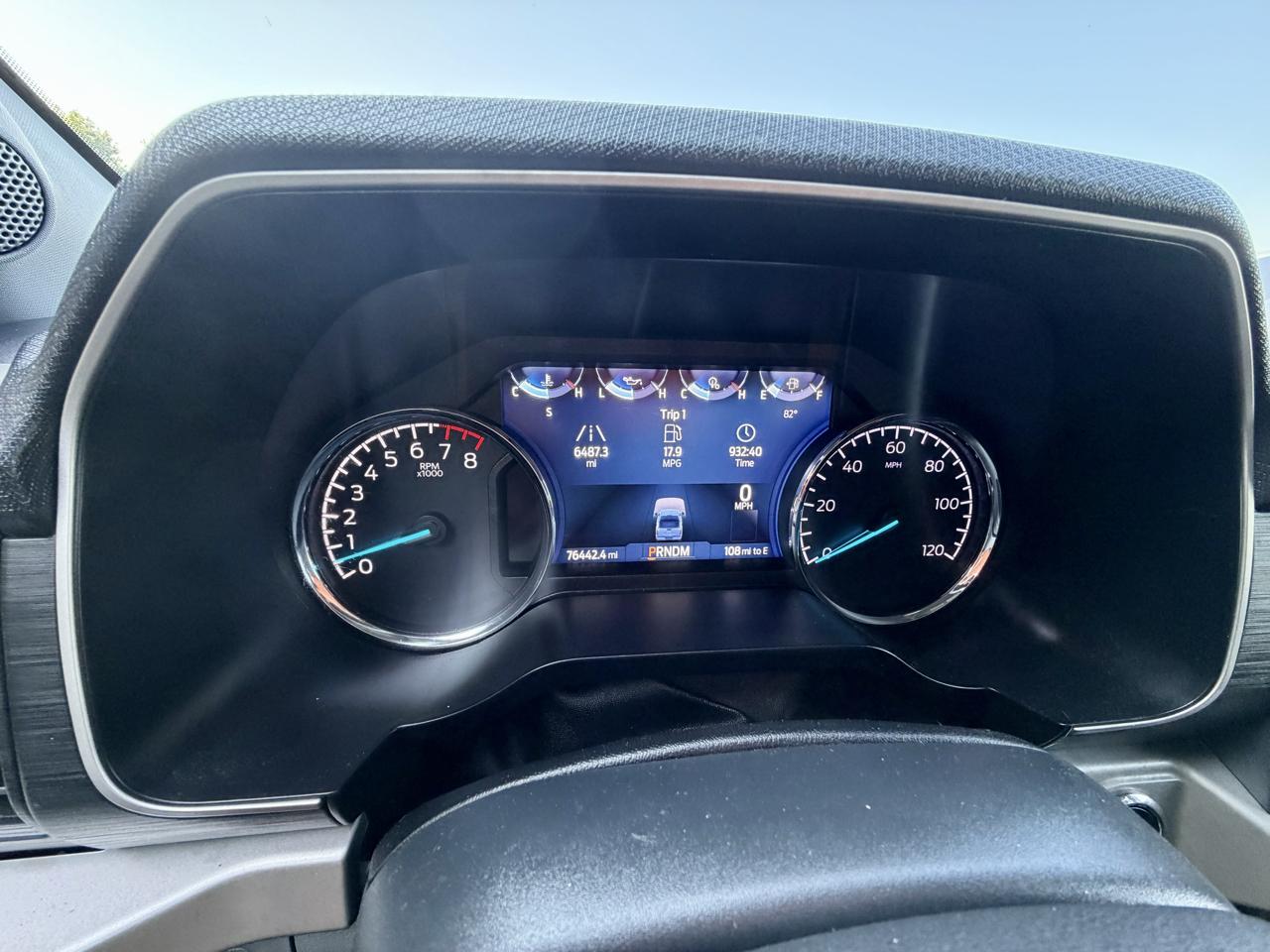 Ford F-150 4WD SuperCrew 150" XLT 2022