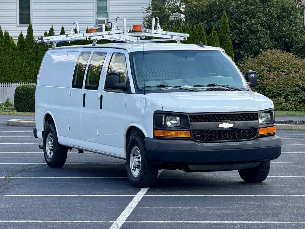 Chevrolet Express Cargo Van RWD 2500 155" 2016