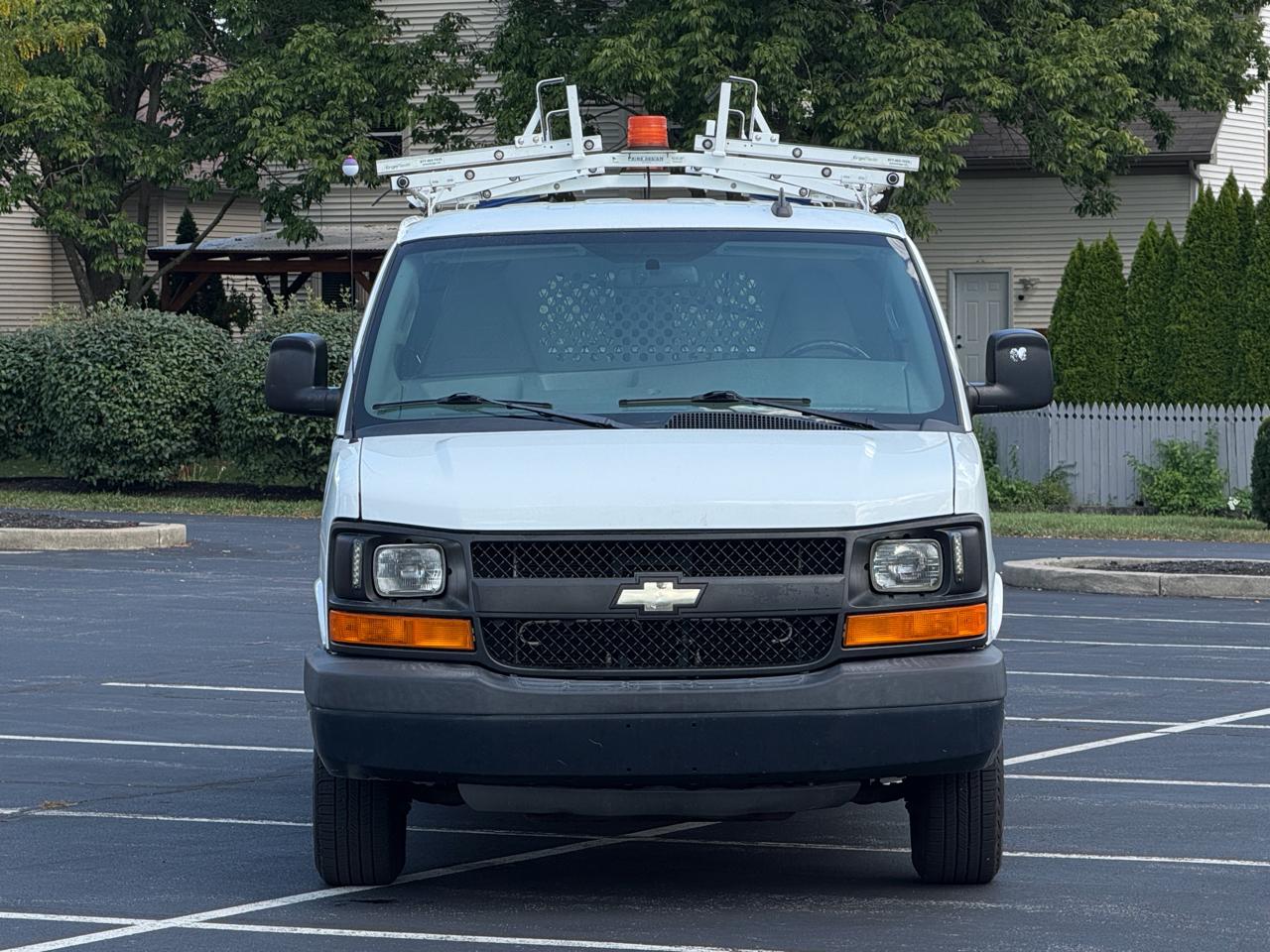 Chevrolet Express Cargo Van RWD 2500 155" 2016