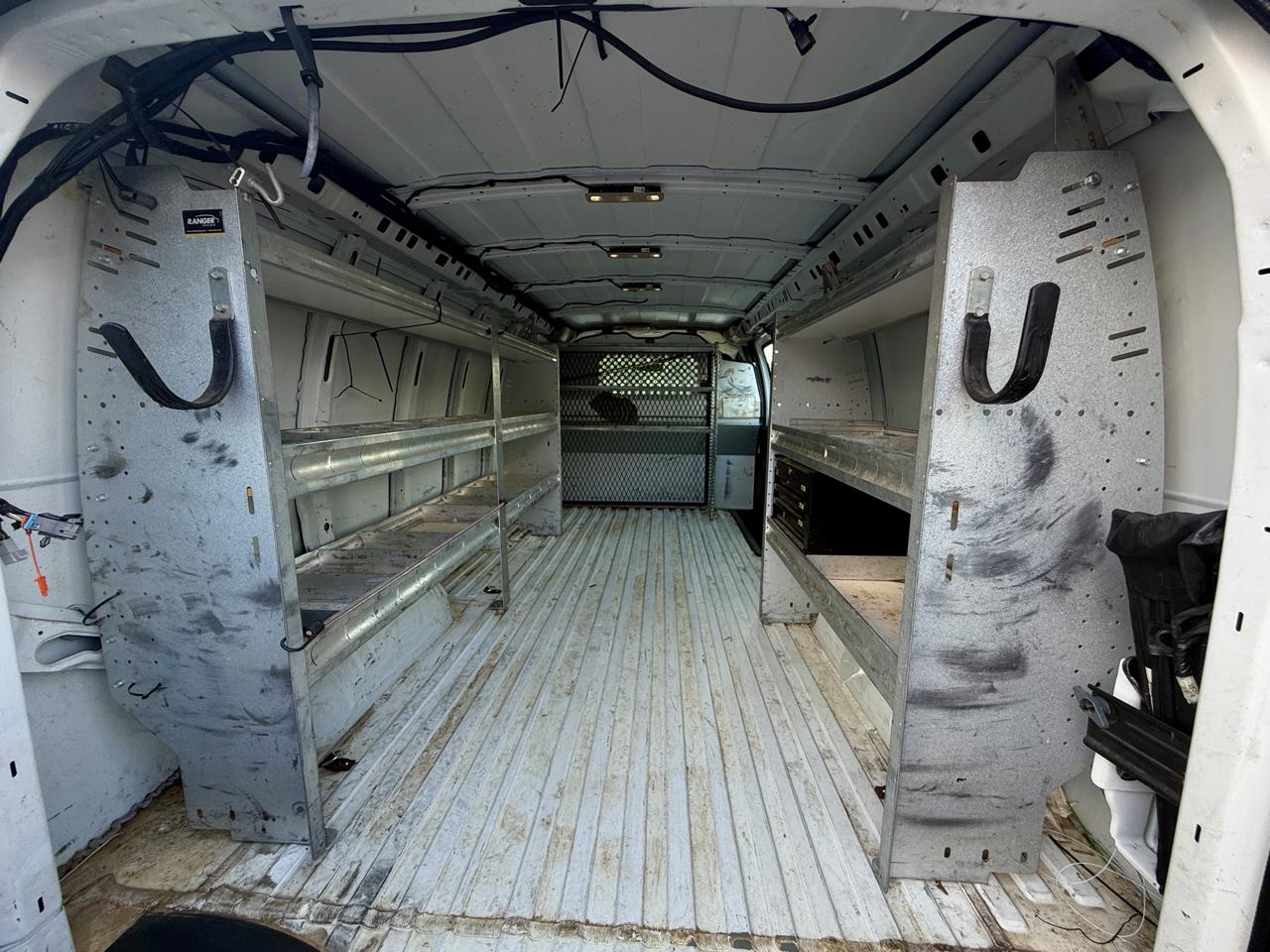 Chevrolet Express Cargo Van RWD 2500 155" 2016