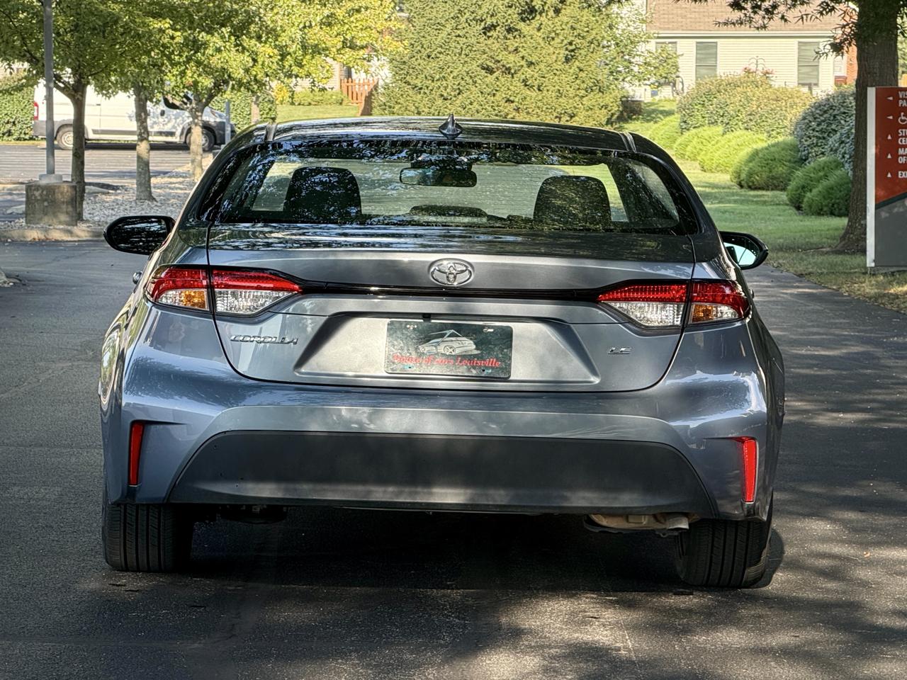 Toyota Corolla 4dr Sdn LE Auto 2024