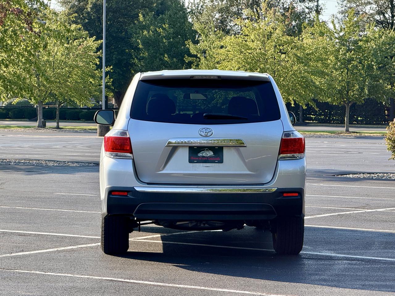Toyota Highlander FWD 4dr I4 (Natl) 2013
