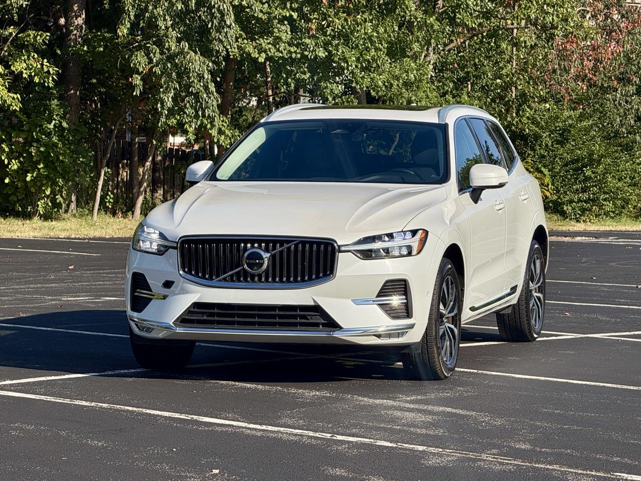 Volvo XC60 B5 AWD Plus Bright Theme 2023