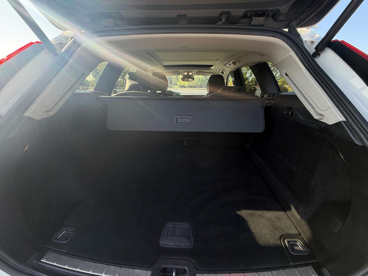 Volvo XC60 B5 AWD Plus Bright Theme 2023