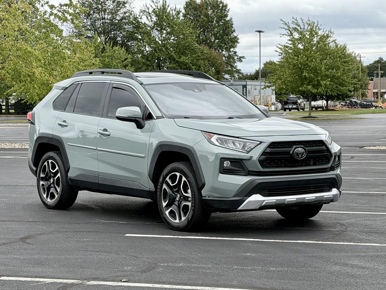 Toyota RAV4 Adventure AWD (Natl) 2019