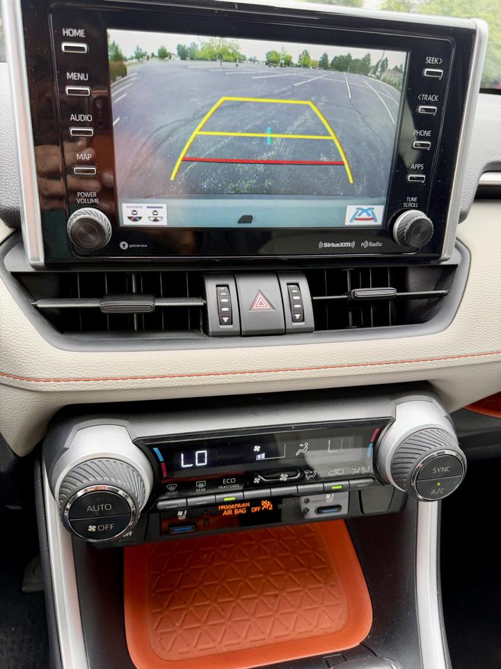 Toyota RAV4 Adventure AWD (Natl) 2019