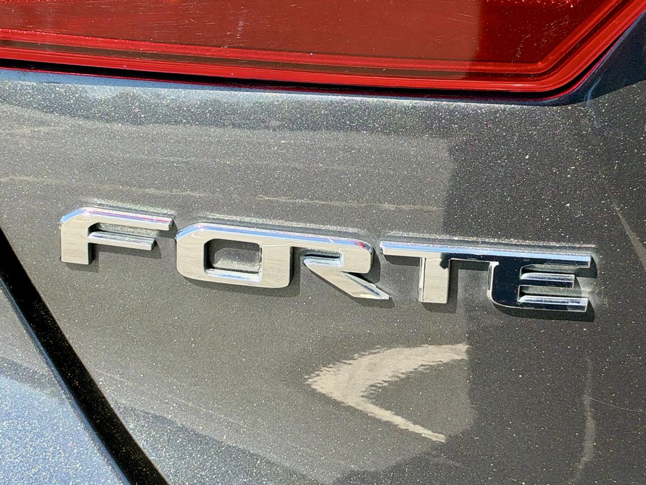 Kia Forte LXS IVT 2020