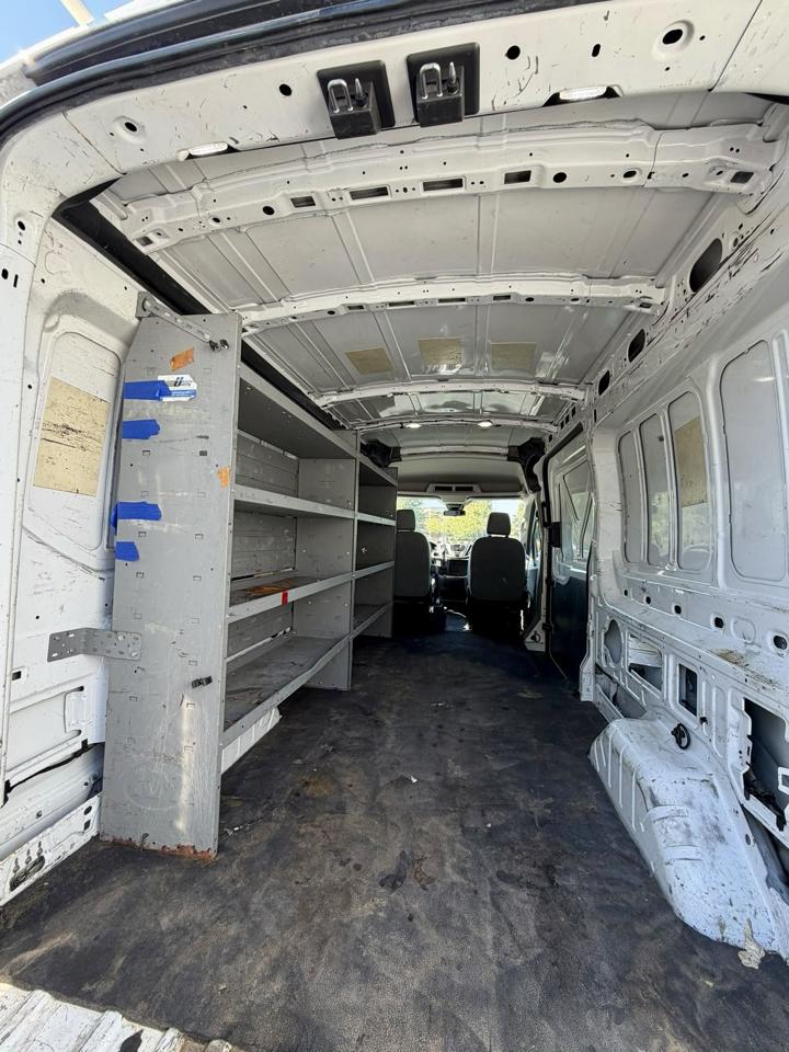 Ford Transit Van T-250 148" Med Rf 9000 GVWR Sliding RH Dr 2018