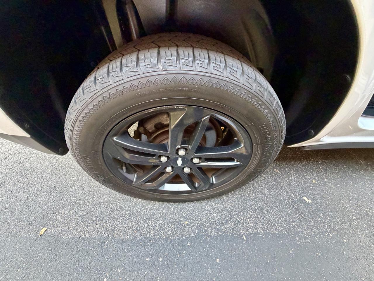 Chevrolet Equinox FWD 4dr LT w/1LT 2017