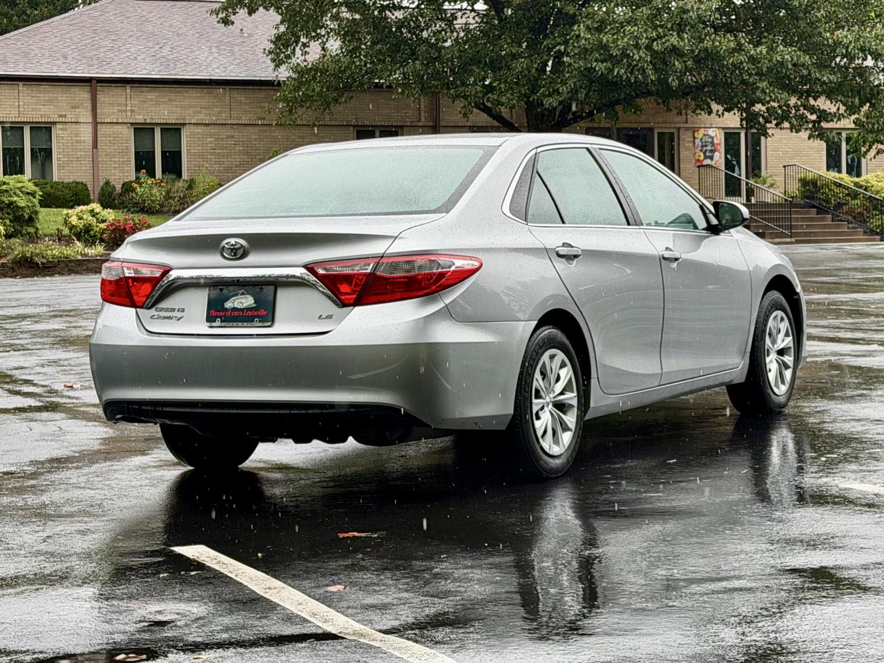 Toyota Camry XLE Auto (Natl) 2017