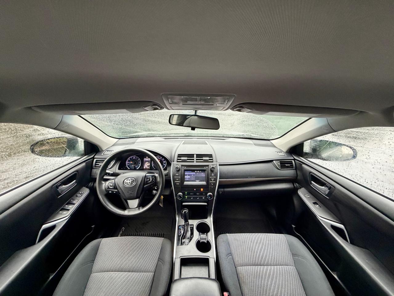 Toyota Camry XLE Auto (Natl) 2017