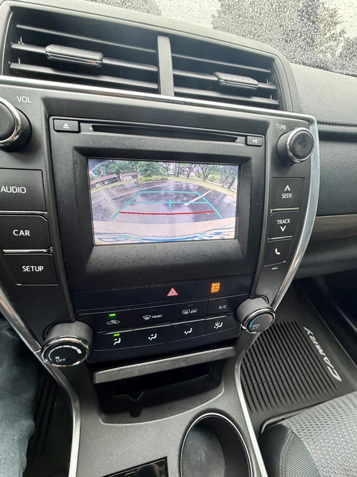 Toyota Camry XLE Auto (Natl) 2017