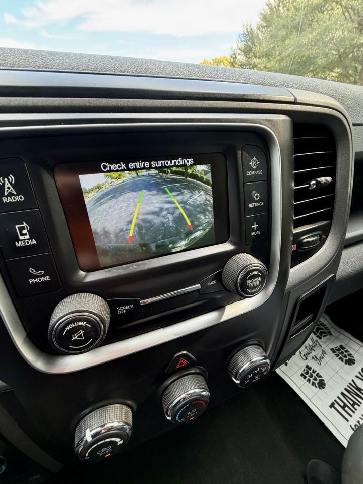 RAM 1500 Classic Express 4x4 Crew Cab 5'7" Box 2019