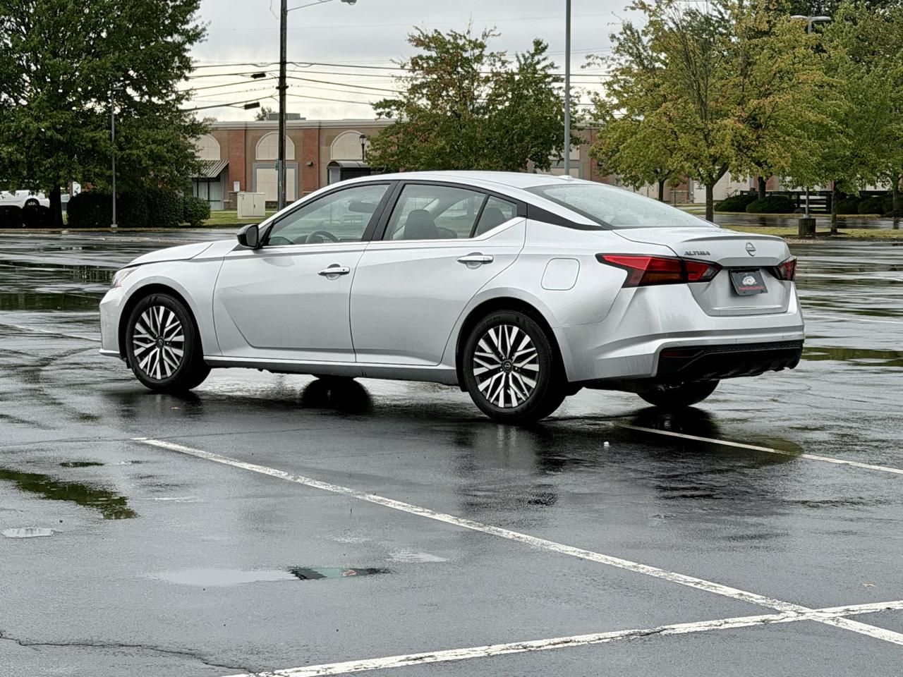Nissan Altima SV FWD 2025