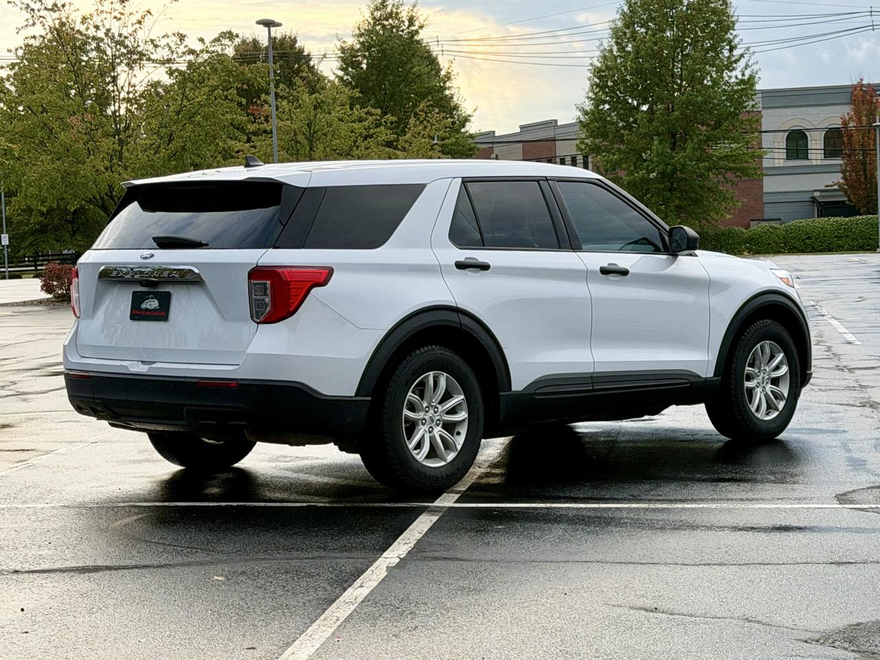 Ford Explorer Base 4WD 2021