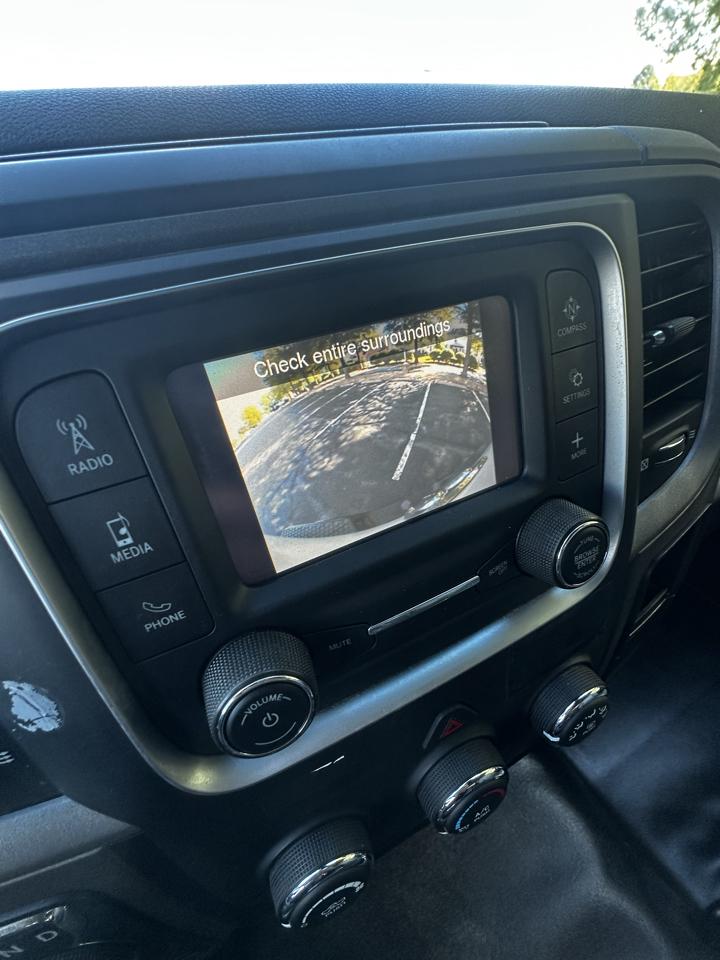 RAM 1500 Classic Tradesman 4x4 Quad Cab 6'4" Box 2023