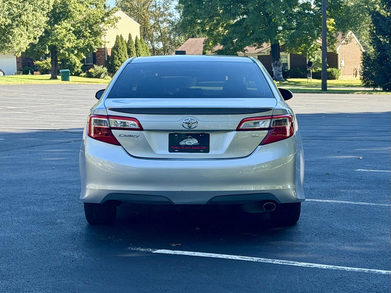 Toyota Camry 4dr Sdn SE Auto (Natl) 2013