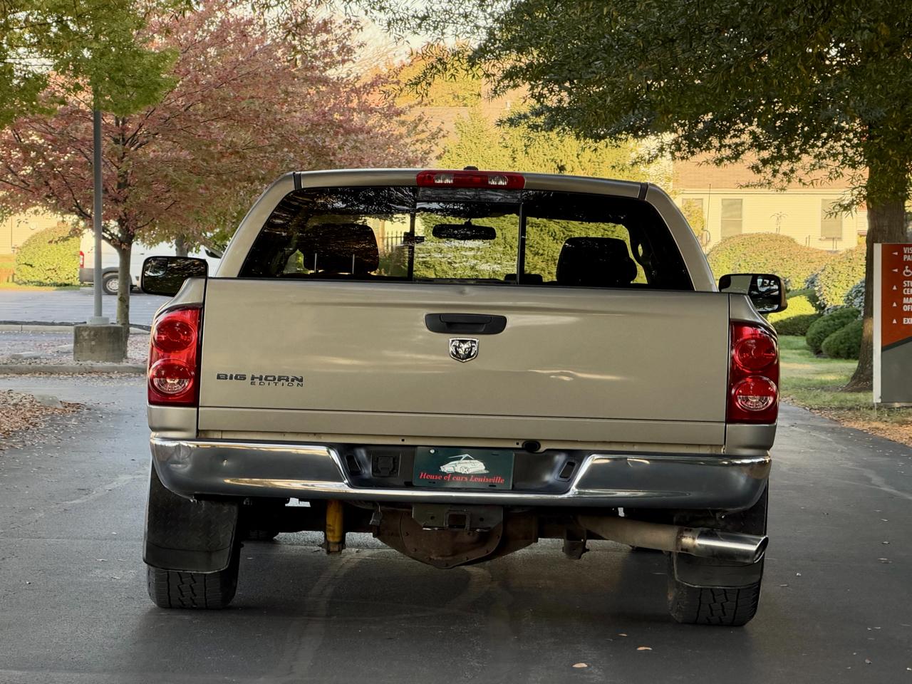 Dodge Ram 2500 2WD Quad Cab 140.5" SLT 2007