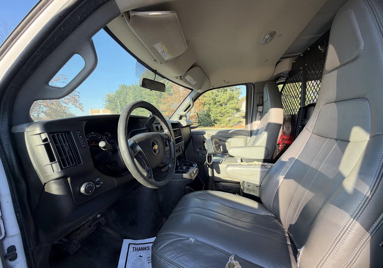 Chevrolet Express Cargo Van RWD 2500 135" 2016