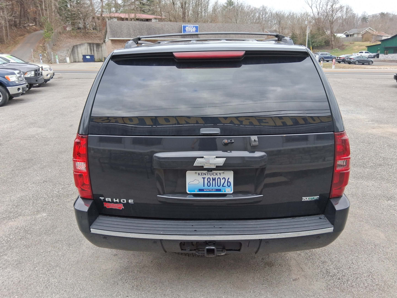 Chevrolet Tahoe LTZ 4WD 2011