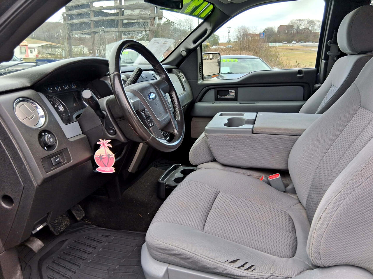 Ford F-150 XLT SuperCab 8-ft. Bed 4WD 2013