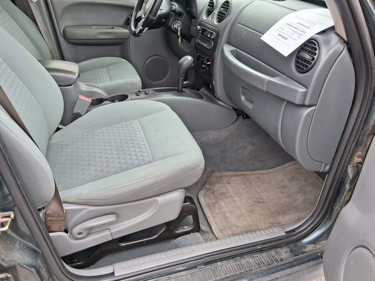 Jeep Liberty Sport 4WD 2006