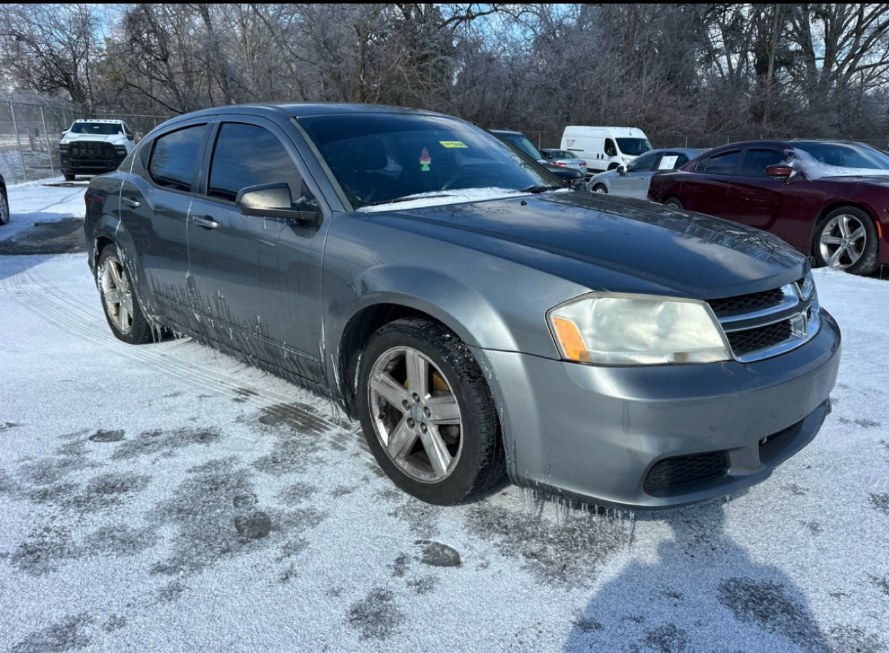 Dodge Avenger Base 2013