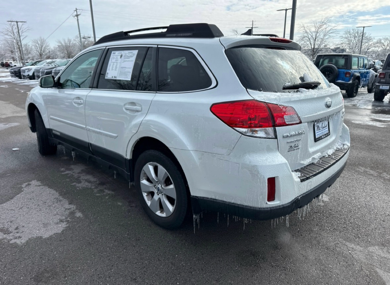 Subaru Outback 2.5i Limited 2011