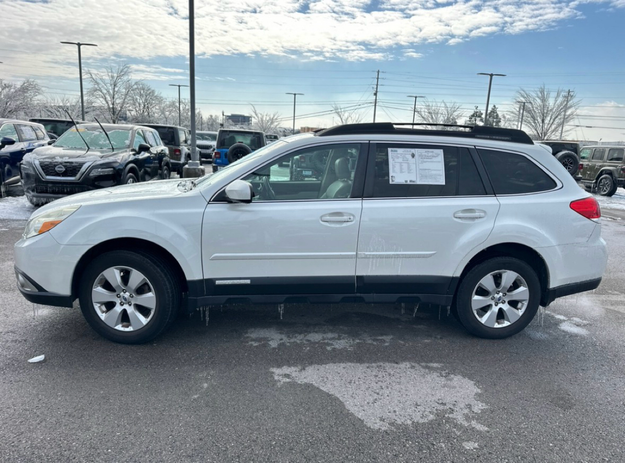 Subaru Outback 2.5i Limited 2011