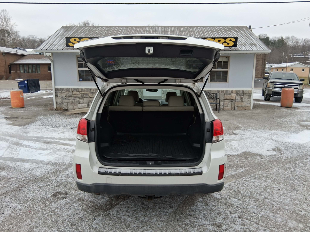 Subaru Outback 2.5i Limited 2011