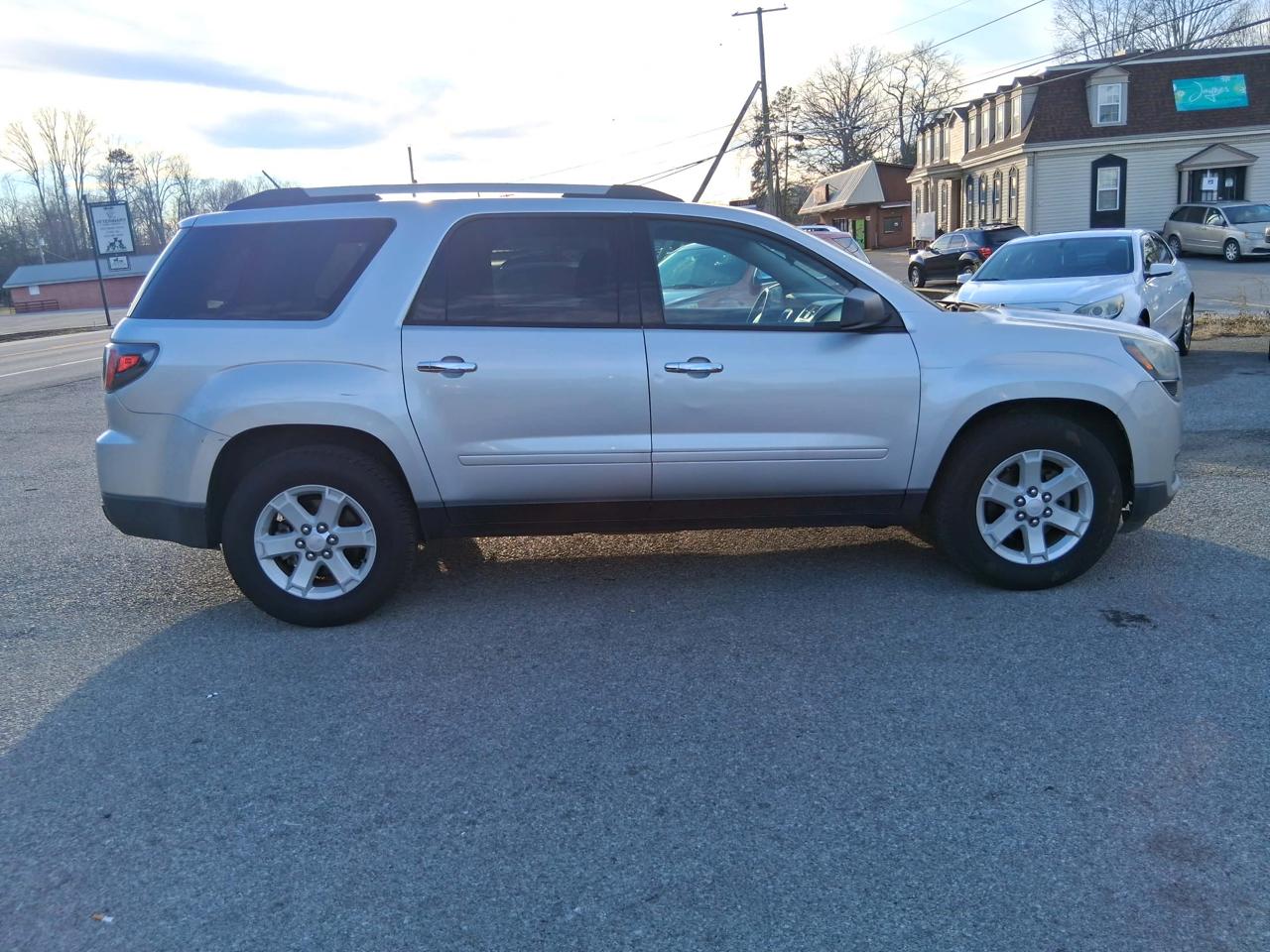 GMC Acadia SLE-1 FWD 2015