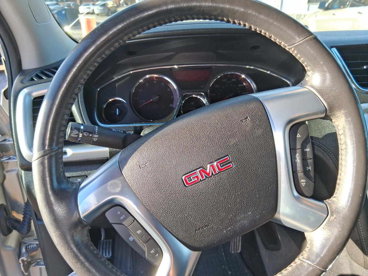 GMC Acadia SLE-1 FWD 2015