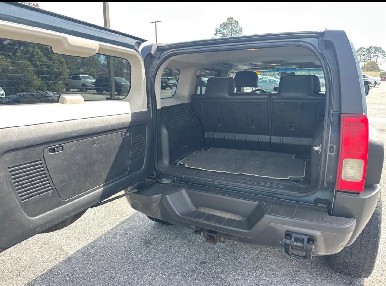 HUMMER H3 Sport Utility 2006