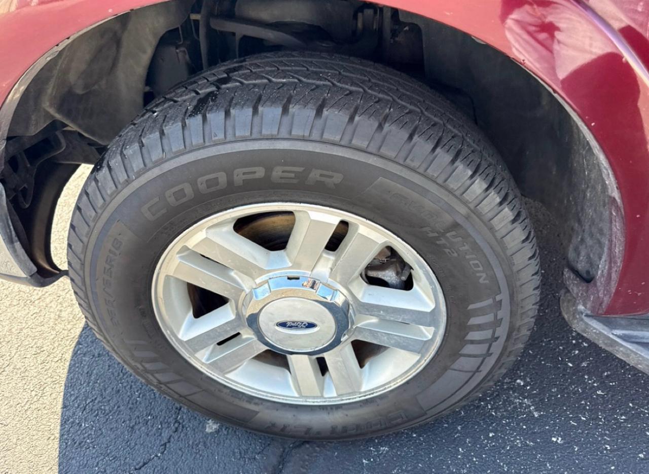 Ford F-150 2WD SuperCrew 145" XL 2004