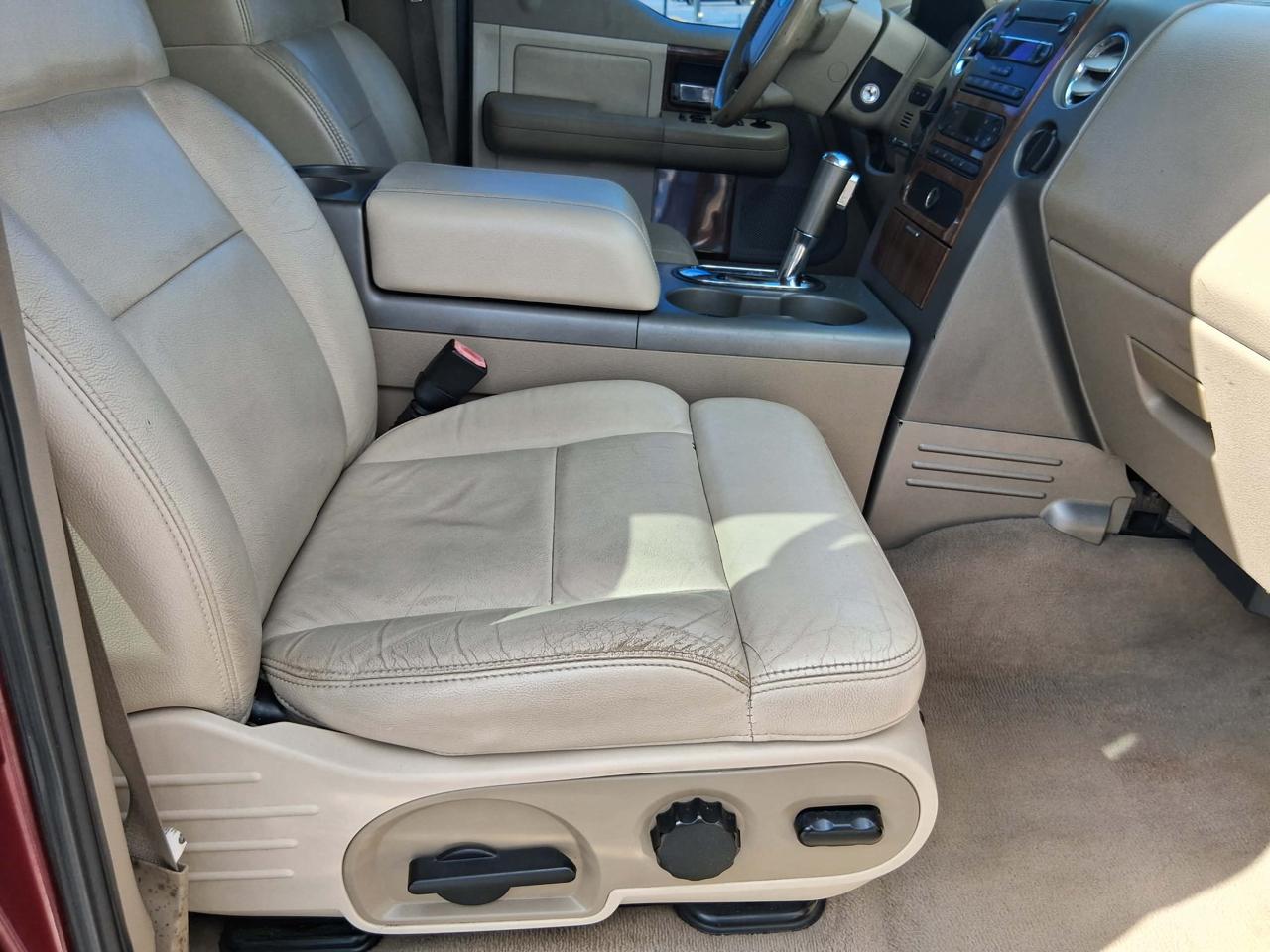 Ford F-150 2WD SuperCrew 145" XL 2004