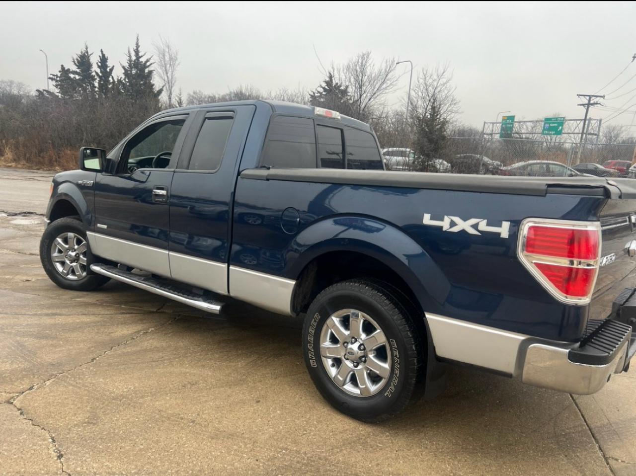 Ford F-150 XLT SuperCab 8-ft. Bed 4WD 2013