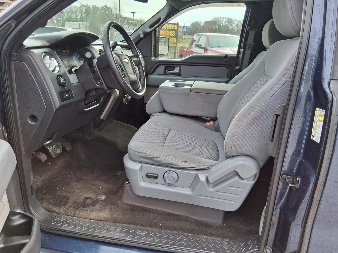 Ford F-150 4WD SuperCab 145" XLT 2013