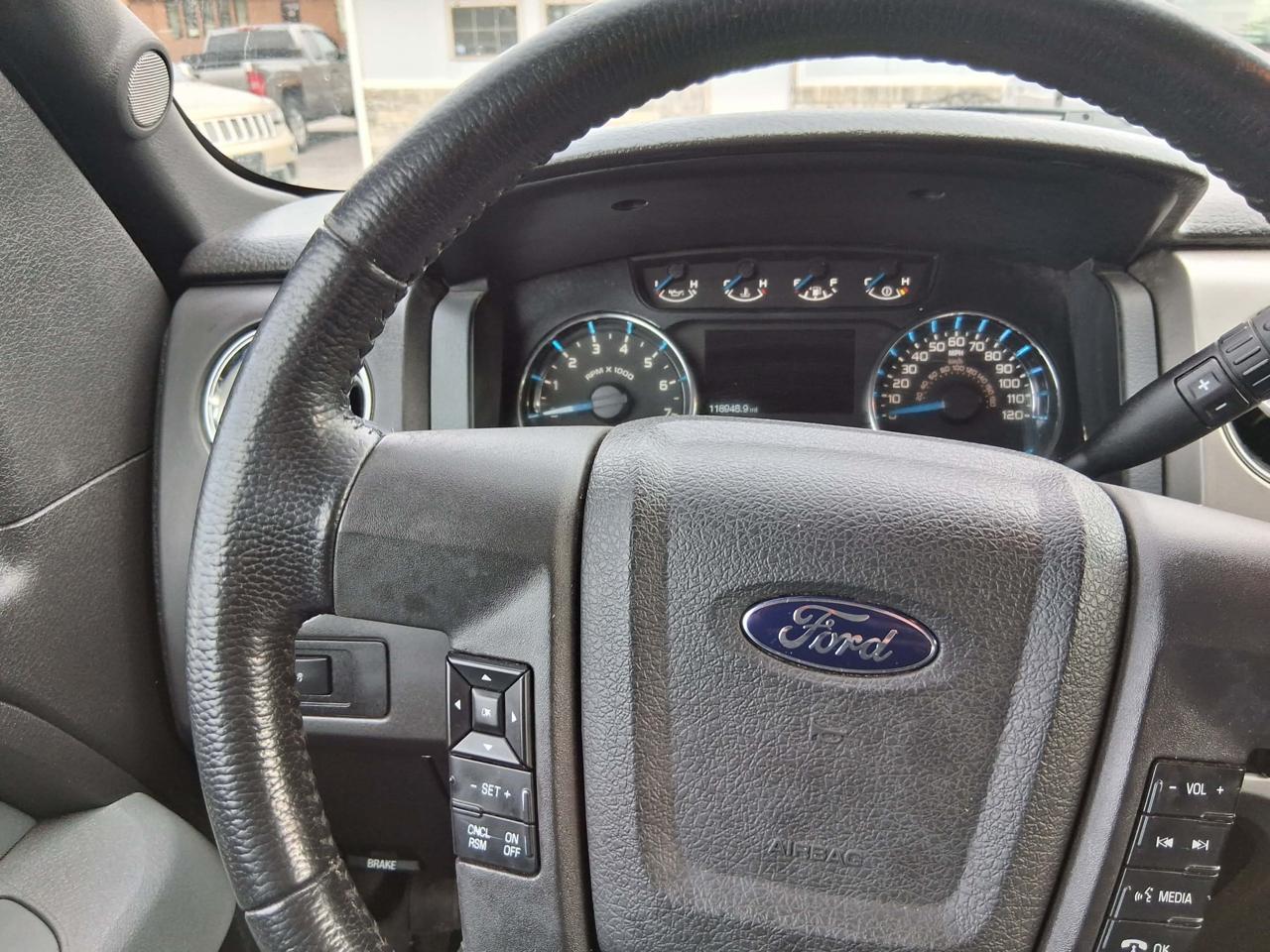 Ford F-150 4WD SuperCab 145" XLT 2013