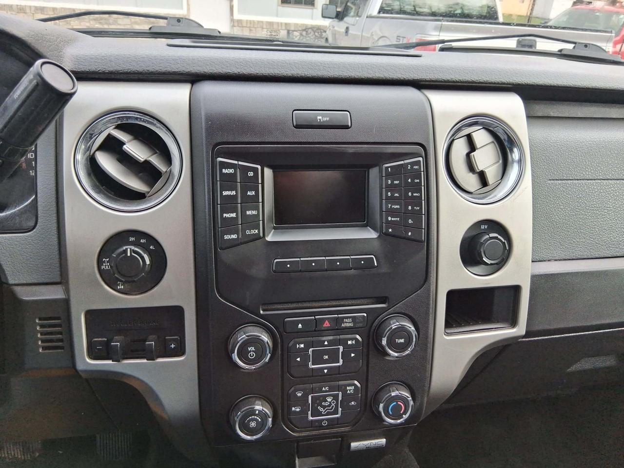 Ford F-150 4WD SuperCab 145" XLT 2013